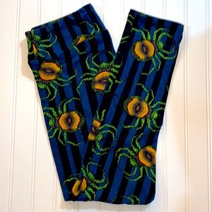 LULAROE stipes and spiders LEGGINGS